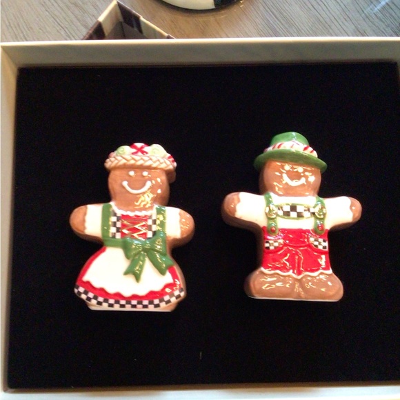 Mackenzie Childs NEW Salt and Pepper Shakers - Picture 2 of 10